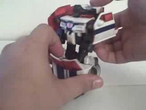 Transformers Cybertron Deluxe Class Red Alert