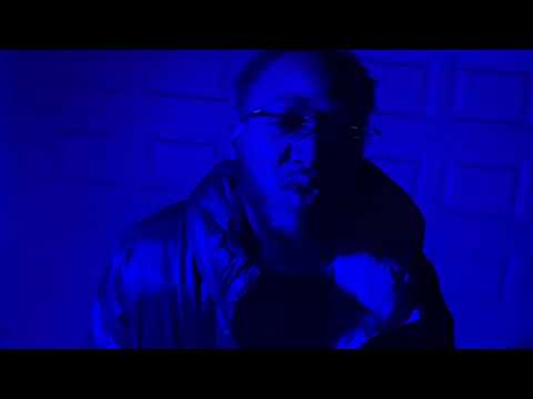 Q BALL FT.  2EASSSY -  STINKMEANER [HD]