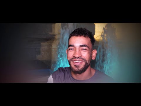 George de la liceul 5 - Esti Mai Urata Ca Mamaia (oficial Clip)