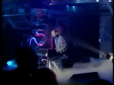 Feargal Sharkey - I've Got News For You LIve TOTP