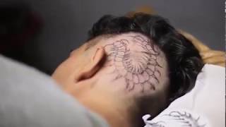 Tatuaje de cienpies por Pia Ramirez