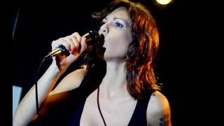 Poséeme Ya Toda - Laura la Duquesa - AUTOR: BRUNO LARA