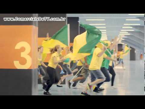 Itaú - Ola - Copa do Mundo de Futebol 2014 - Comercial de TV