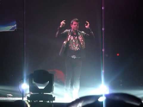 NKOTB - Chicago Night 2 - July.19.2013 - Jordan Knight dancing during Step By Step