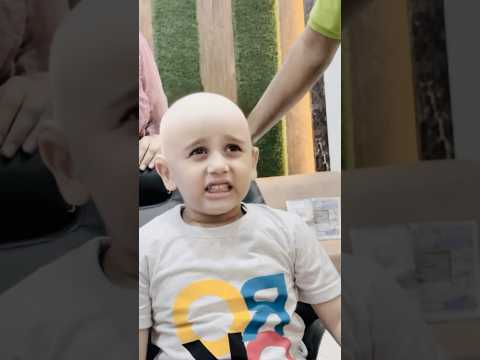 Haircut pe ladkiya marengi 😂 wait for end #razikaabaan #funny