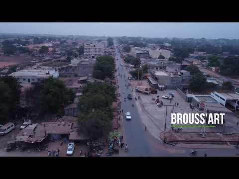 VILLE DE BIGNONA: L'extraodinaire vue a&egrave;rienne en drone (4K)