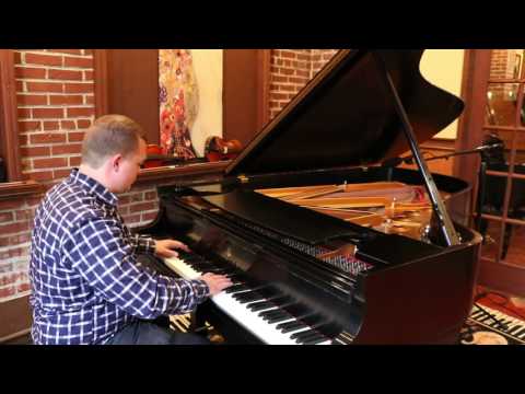 Taylor Unis demonstrates the Steinway Model B at Classic Pianos in Portland