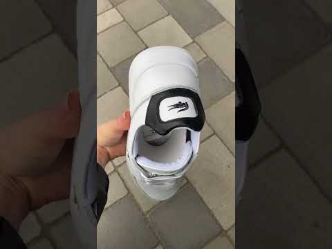 Чоловічі літні білі кросівки / кеди Lacoste, чоловічі модні кросівки, чоловіче літнє взуття Лакоста - фото 1 - id-p2232495780