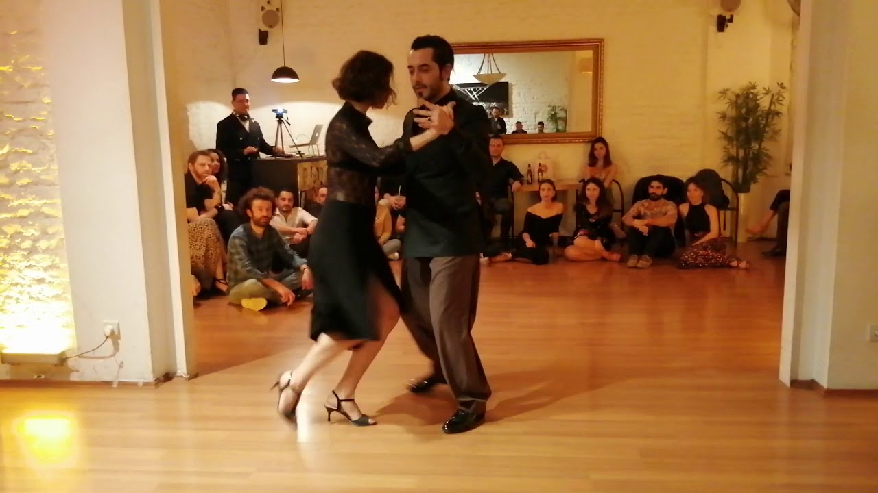 Video thumbnail for Selahattin Temurçin & Öykü Araslı at 333 (3/3)