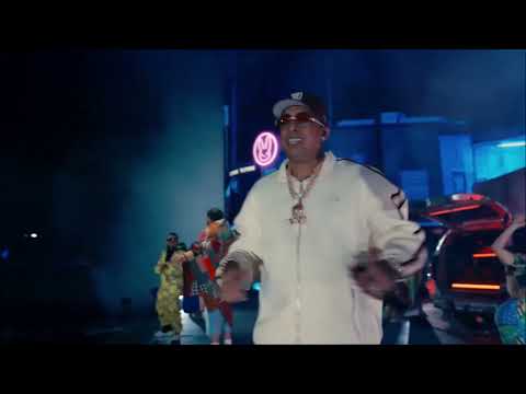 SAFAERA BAD BUNNY COACHELLA 1 WEEK