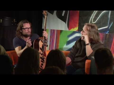 1. Jaromír Nohavica & Richard Krajčo (5. 12. 2013, Klub Parník, Ostrava) -  7 pádů HD (druhá část)