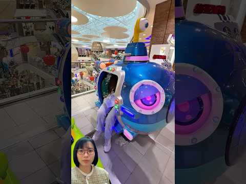 Chị gái nghịch xe ở trung tâm thương mại #trendingshorts #trendingvideo #shorts #shortsviral