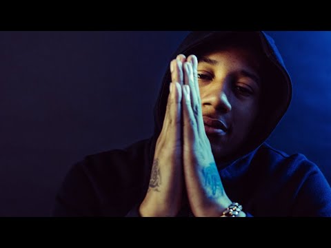 E14xHOILCx Exposed   (Wannabe E14) (2ROUNDS)