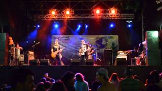 Broken &amp; Burnt - Bleed (Live @ Praça do Papa)