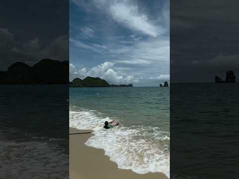 Waves at Tanjung Rhu Beach