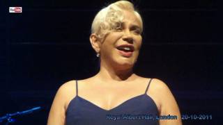 Sezen Aksu live - Geri Dön  (HD) - The Royal Albert Hall, London - 20-10-2011