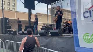 The Smithereens and Marshall Crenshaw: &quot;Top of the Pops&quot;