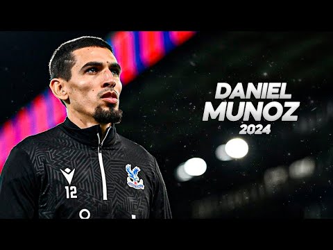 Daniel Muñoz - Solid Wingback