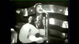 The KinKs &quot;Autumn Almanac&quot;  (Live Video 1967)