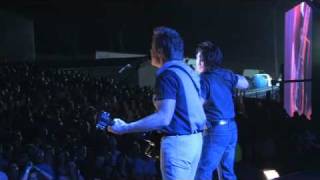 John Mellencamp - "Love and Happiness" LIVE IN HUNTER VALLEY, AUSTRALIA