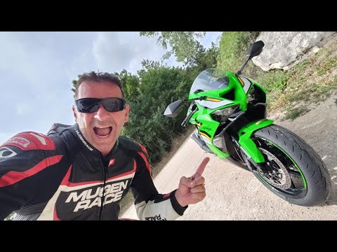Kawasaki ZX6R (2025) - A kisbombázó!