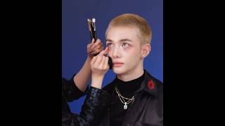 Download lagu Aww, he’s so adorable, I’m melting😭💕 #hyunjin #hyunjinskz #hyunjinstraykids #straykids #skz mp3