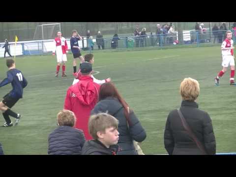 Vriendenschaar JO15-4 - UVV JO15-3 1ste helft (0-0) 1-4-2016