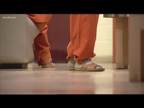 Jail inmates pending transfer to state prisons costing San Antonio taxpayers hundreds of thousands o