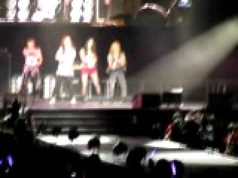 SMTown Live '10 LA - f(x) ft. Minho: "Chu"