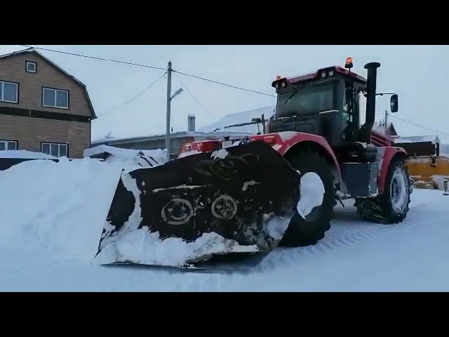 Район үзәге кардан тулысынча чистартыла