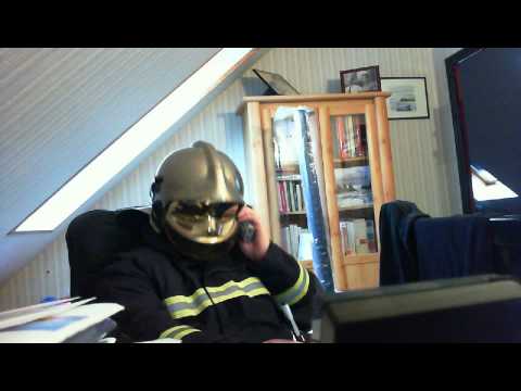 pompier cancéreux qui se soigne par la dérision et le rire...