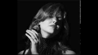 Halie Loren - La Vie En Rose