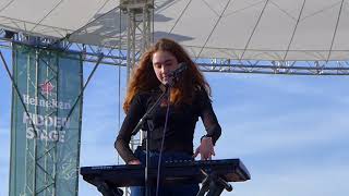 Let&#39;s Eat Grandma, live Barcelona 02-06-2018, Primavera Sound Forum