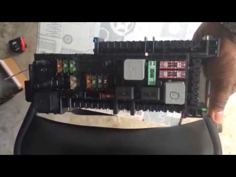 What Do A Signal Acquisition Module For Mercedes E350 2011 "SAM" Look Like