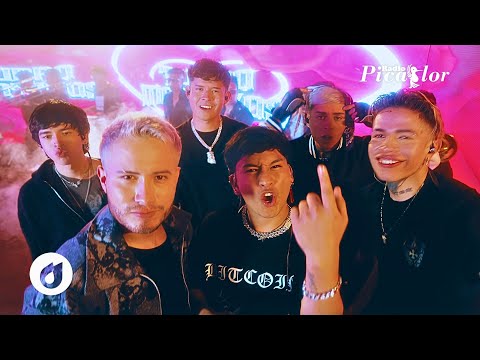 ♫ Una Fan Enamorada - Turromantikos / Cumbia 2025 🔥 ¡Tendencias de música! ✨