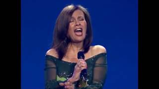 Marilyn McCoo &quot;One Less Bell To Answer&quot; Live