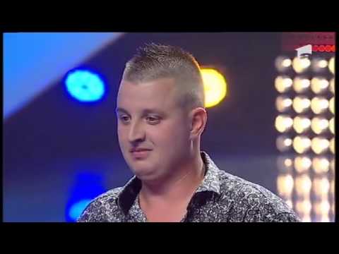 Dănuţ de la Craiova = distracţie "fără număr"! Ştefan Bănică a ridicat mânuşa de box din cauza lui