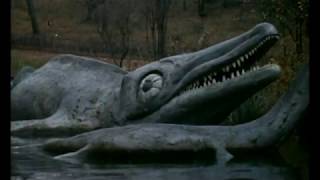 Our Mother&#39;s House (1967) Scène de la Barque