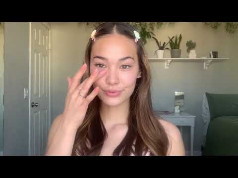 SKINIMALISM with Peyton Kiley Saige | Earth to Skin