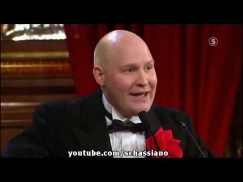 Henrik Dorsin försvarar sig (Roast på Berns)