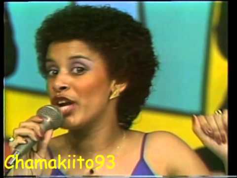 MILLY, JOCELYN Y LOS VECINOS - Quiero (80's)