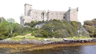 preview picture of video 'Clan MacLeod Castle Scotland'