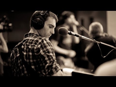 Courtney Cox Special Message To Johnny McDaid - The 40th Annual Irish Post Awards 2017