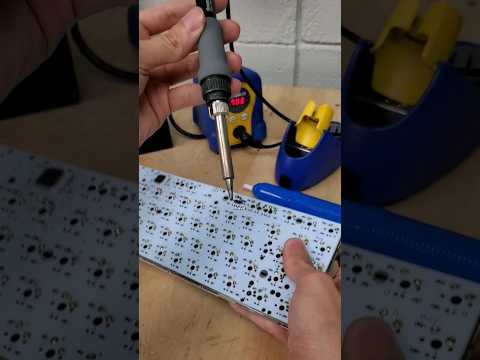 repairing a broken mechanical keyboard #shorts