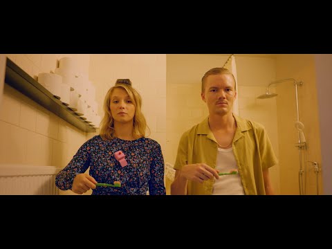 Wiener Blond - Wach (offizielles Video)