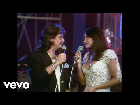 Videoclip de Se Você (Si Piensas... Si Quieres...) (feat. Fafá De Belém) (Versão Remasterizada) — Roberto Carlos