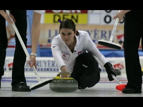 CURLING: Euro Chps 2012 - Women Draw 1 SWE - DEN