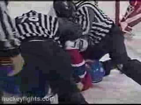 Neil vs Komisarek Feb 10, 2007