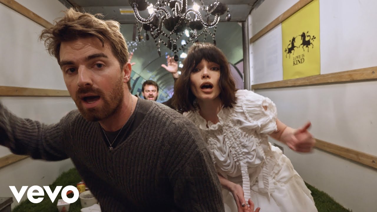 Bild zum Video The Chainsmokers & Oaks - Five Past Three Bild zum Video The Chainsmokers & Oaks - Five Past Three