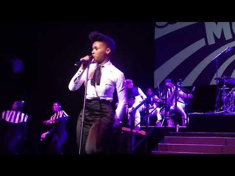 Janelle Monáe performing "Tightrope" Live @ The Sydney Opera House, Australia.